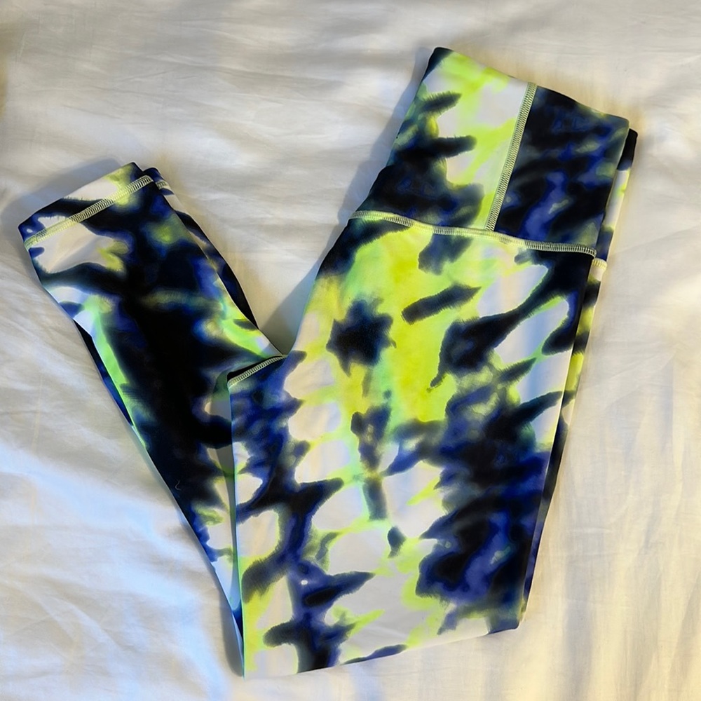 Tye Dye Athleta 7/8 tight